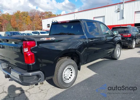 2026 Chevrolet Silverado 1500 4Wd Short Bed Wt/4Wd Standard Bed Wt z USA, uszkodzony, nr VIN 1GCPKAEK3TZ193639